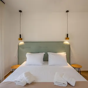 Aiora By Kottas Aparthotel